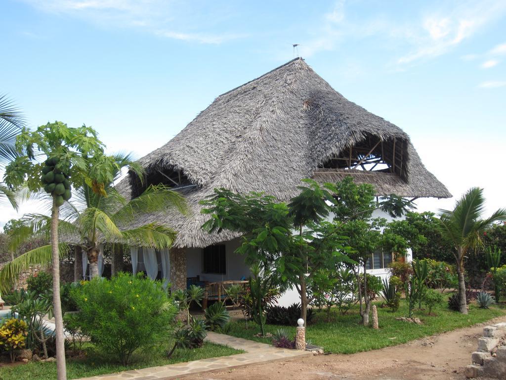 Villa Isla Del Amore Watamu Exterior photo